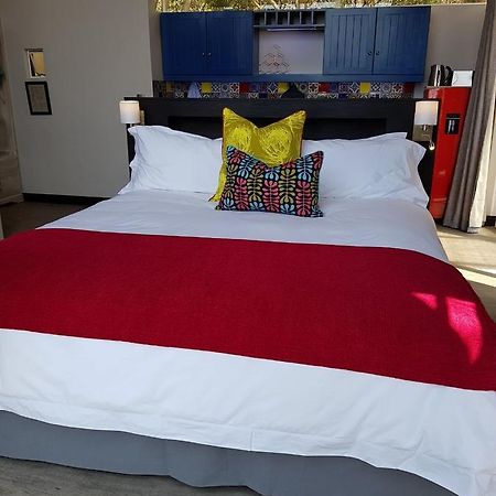 Bluemere Living White River Extérieur photo